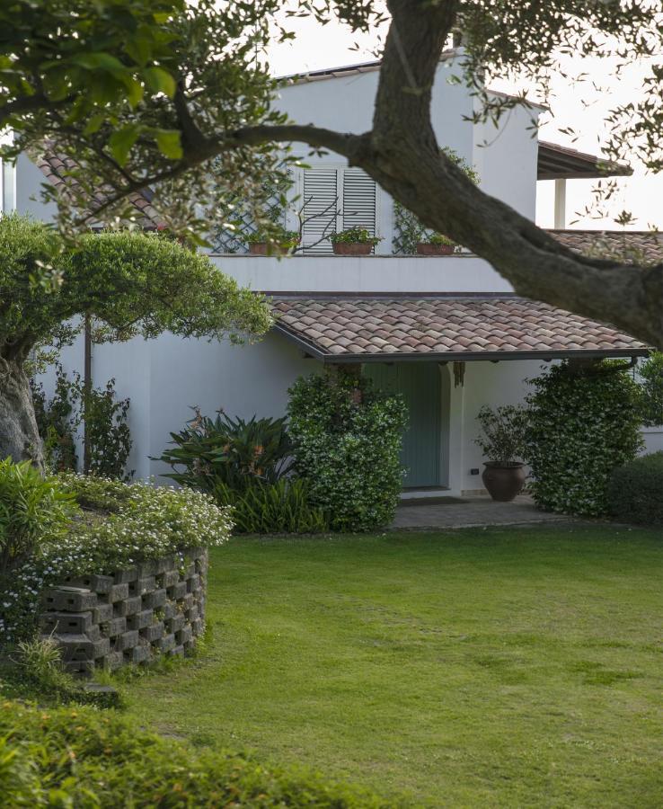 Villa Laura กาโปดอร์ลันโด ภายนอก รูปภาพ